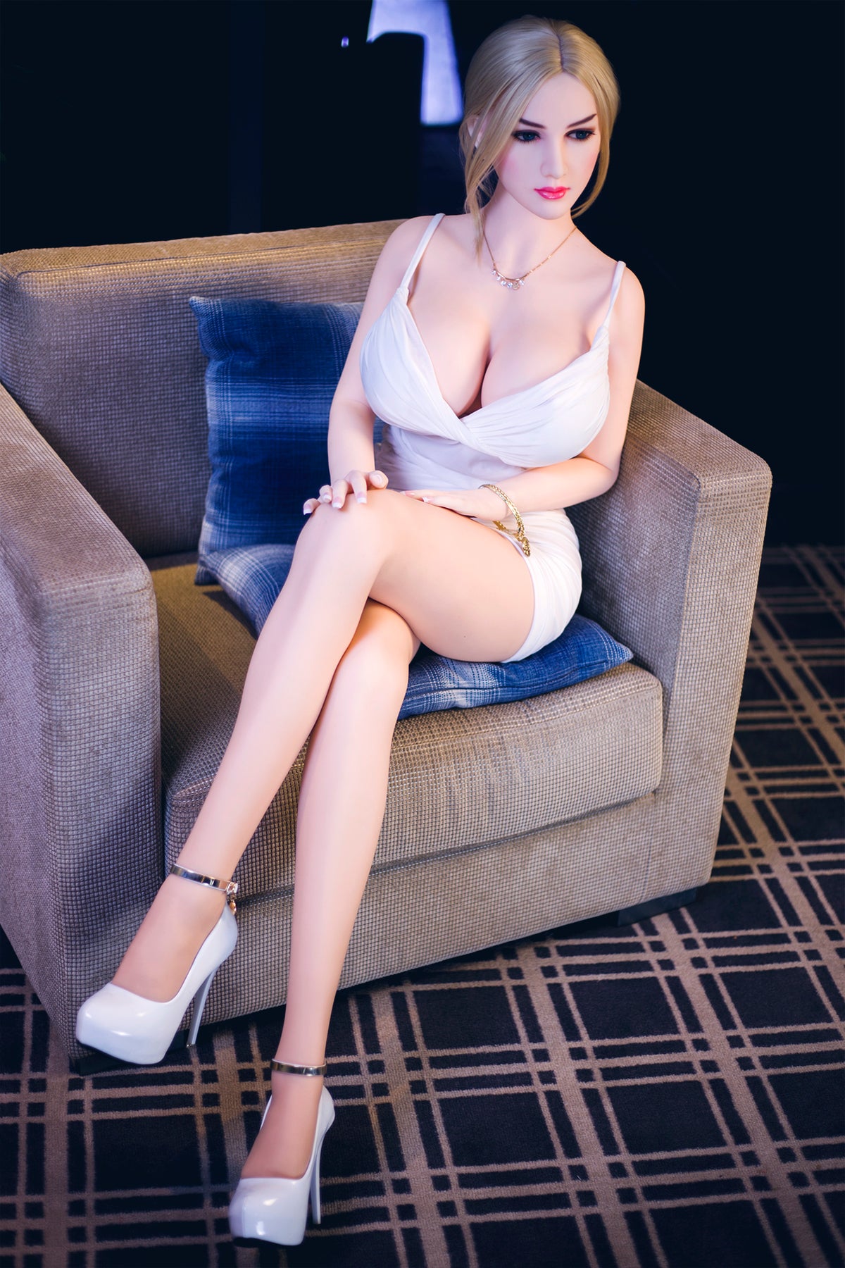 Lydia: 165Cm European Blonde Big Boobs TPE Sex Dolls